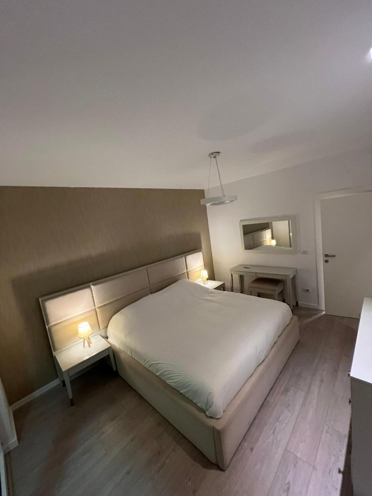 Tirana Loft Living Appartement Buitenkant foto
